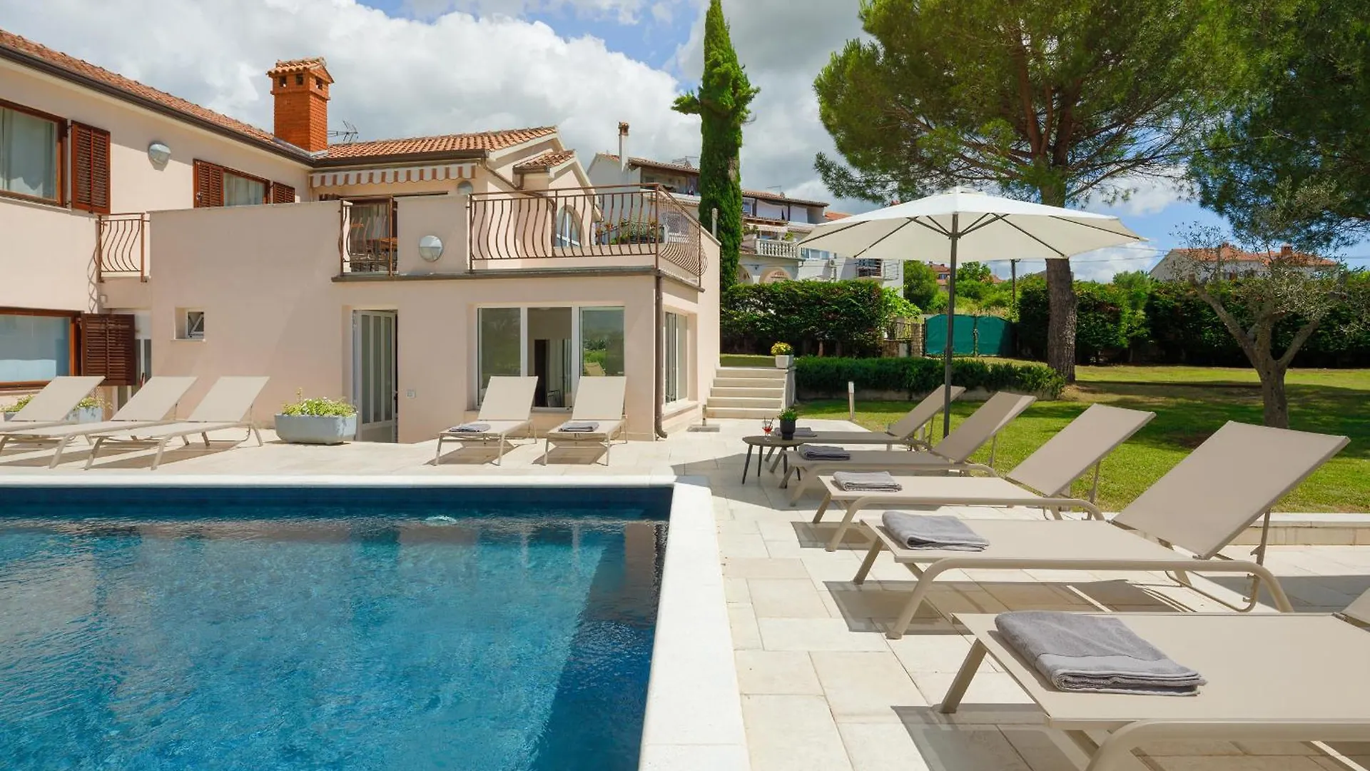 Villa Rosy By Istrialux Rovinjsko Selo Croatia